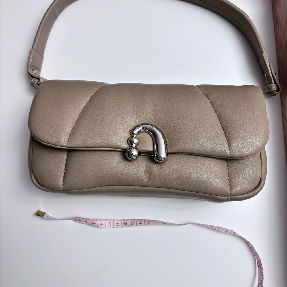 Elegant Beige Leather Shoulder Bag
